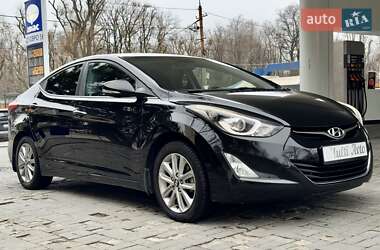 Седан Hyundai Elantra 2014 в Днепре