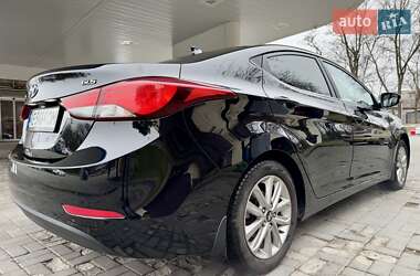 Седан Hyundai Elantra 2014 в Днепре