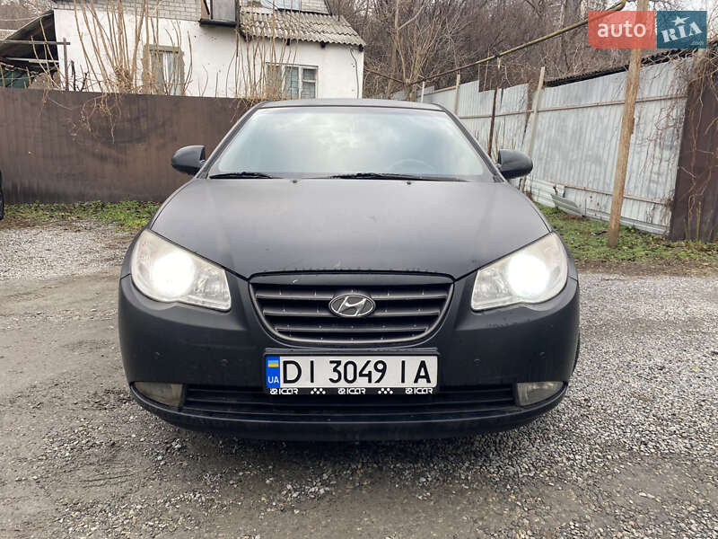Седан Hyundai Elantra 2008 в 