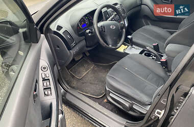 Седан Hyundai Elantra 2008 в 