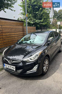 Седан Hyundai Elantra 2014 в Киеве