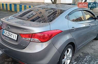 Седан Hyundai Elantra 2012 в Киеве