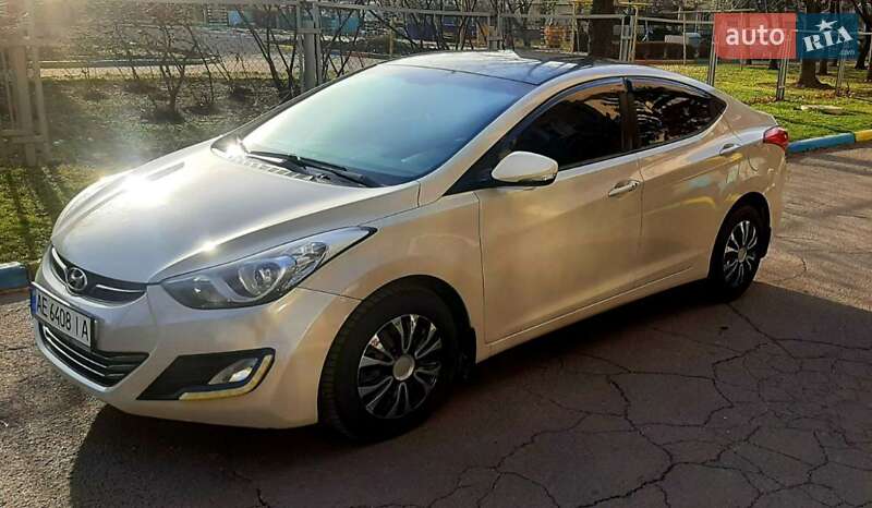 Седан Hyundai Elantra 2011 в Кривом Роге