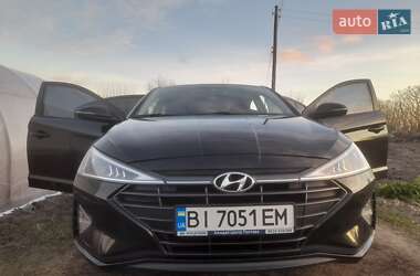 Седан Hyundai Elantra 2019 в Полтаві