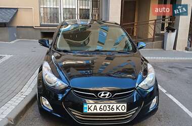 Hyundai Elantra 2013