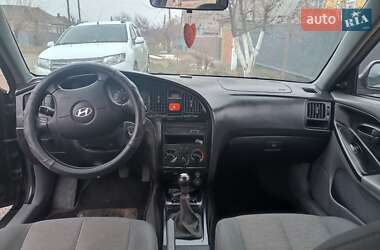 Седан Hyundai Elantra 2005 в Прилуках