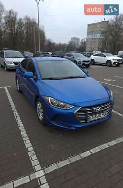 Седан Hyundai Elantra 2017 в Києві