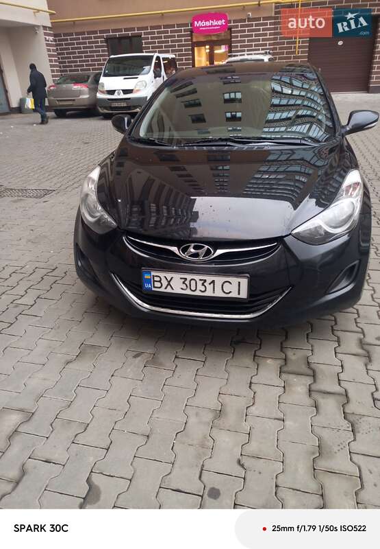 Седан Hyundai Elantra 2013 в Хмельницькому