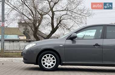 Седан Hyundai Elantra 2008 в Києві