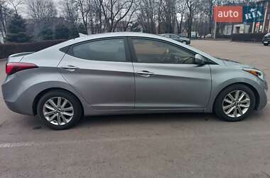 Седан Hyundai Elantra 2014 в Каменском