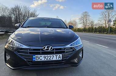 Седан Hyundai Elantra 2020 в Самборе