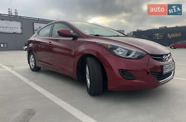 Седан Hyundai Elantra 2014 в Києві