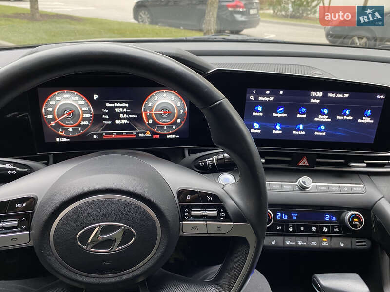 Седан Hyundai Elantra 2021 в Києві