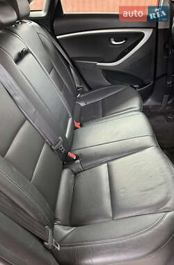 Хэтчбек Hyundai Elantra 2014 в 