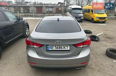 Хетчбек Hyundai Elantra 2014 в Дніпрі