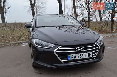 Седан Hyundai Elantra 2018 в 