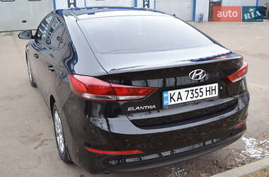 Седан Hyundai Elantra 2018 в 