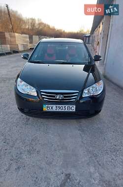 Седан Hyundai Elantra 2010 в Хмельницькому