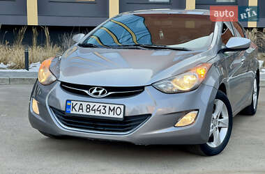 Hyundai Elantra 2013