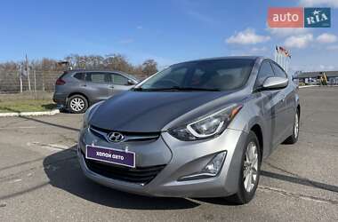 Hyundai Elantra 2013