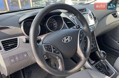 Седан Hyundai Elantra 2013 в Одессе