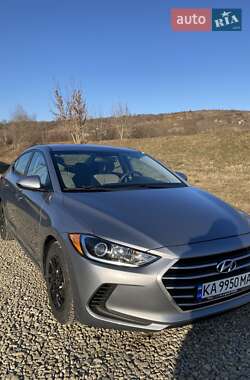 Седан Hyundai Elantra 2016 в 