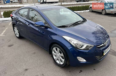 Hyundai Elantra 2012