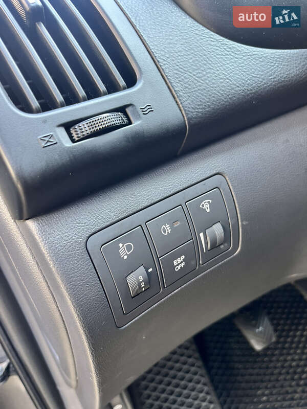 Седан Hyundai Elantra 2008 в Луцке