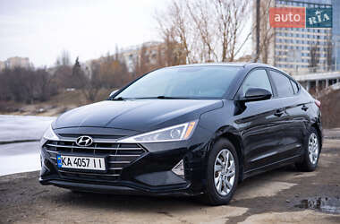 Hyundai Elantra 2019