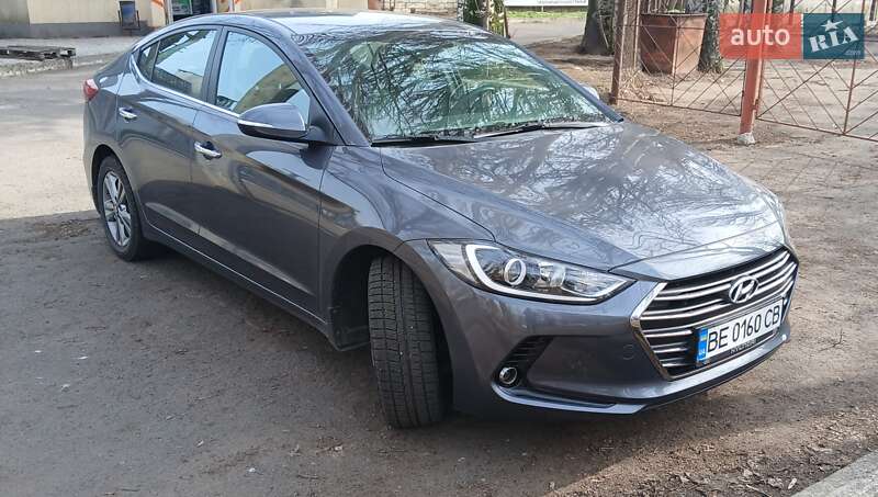 Hyundai Elantra 2017