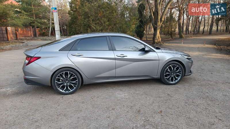 Седан Hyundai Elantra 2021 в Харькове