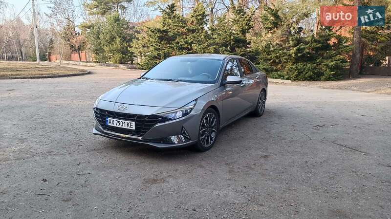 Седан Hyundai Elantra 2021 в Харькове