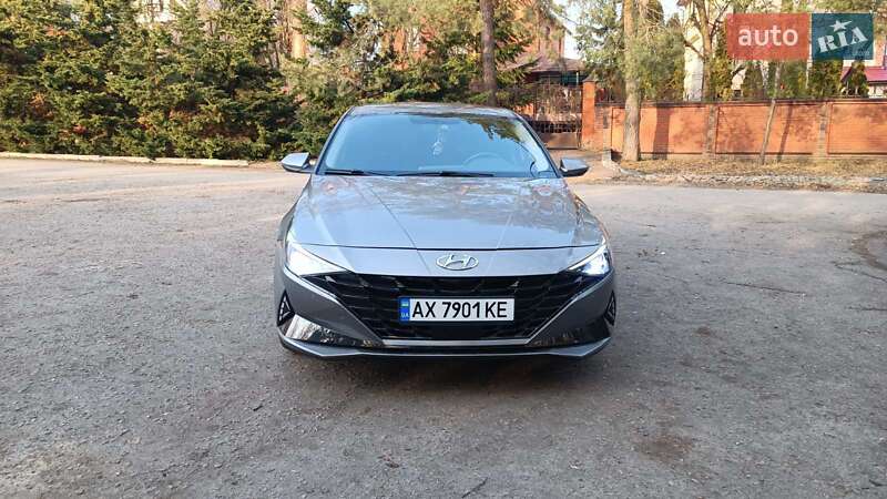 Седан Hyundai Elantra 2021 в Харькове