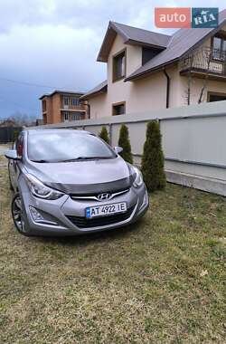 Седан Hyundai Elantra 2015 в 
