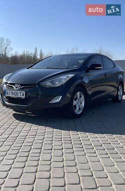 Седан Hyundai Elantra 2012 в 
