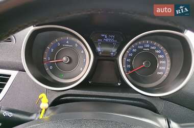 Седан Hyundai Elantra 2013 в 