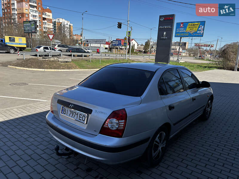 Седан Hyundai Elantra 2005 в Полтаві