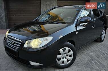 Седан Hyundai Elantra 2008 в 