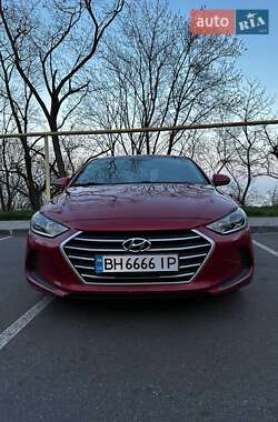 Седан Hyundai Elantra 2016 в 