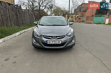 Hyundai Elantra 2015