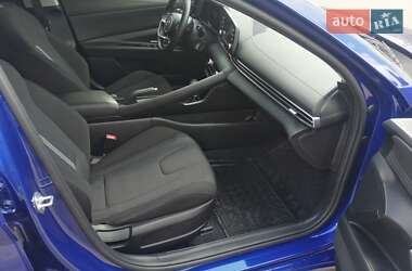 Седан Hyundai Elantra 2021 в 