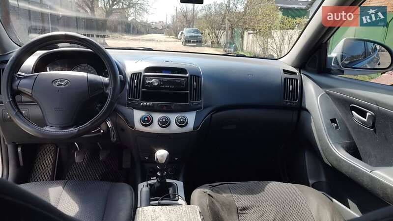 Седан Hyundai Elantra 2007 в Броварах