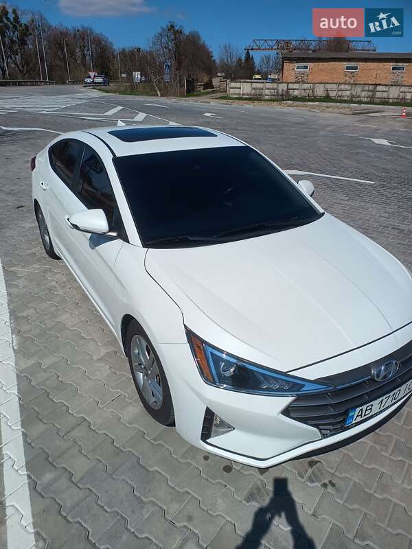 Седан Hyundai Elantra 2020 в Тульчині