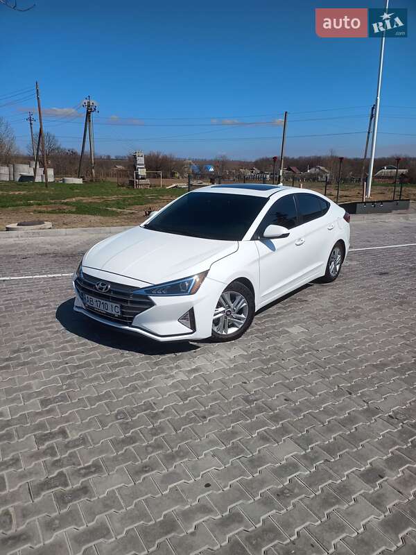 Седан Hyundai Elantra 2020 в Тульчині