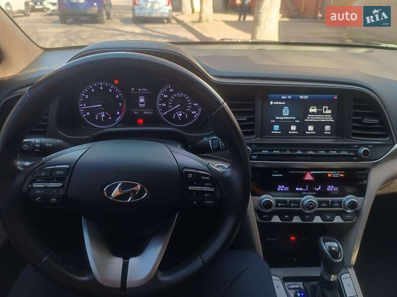 Седан Hyundai Elantra 2020 в Тульчині