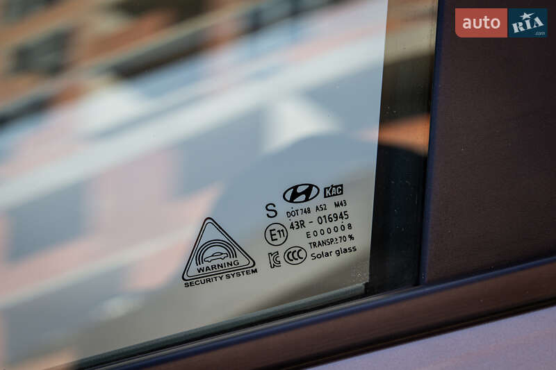 Седан Hyundai Elantra 2022 в Львове