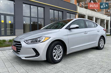 Hyundai Elantra 2018