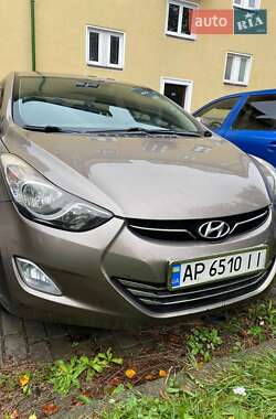 Седан Hyundai Elantra 2012 в 