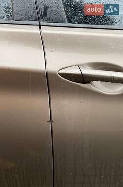 Седан Hyundai Elantra 2012 в 