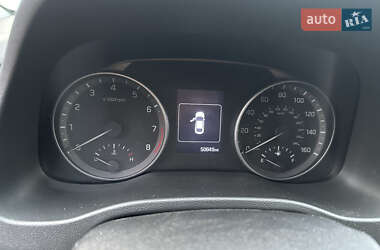 Седан Hyundai Elantra 2016 в 